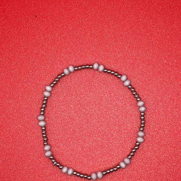 4 Lavender Silver Beaded Bracelets! - Picture 5 of 7